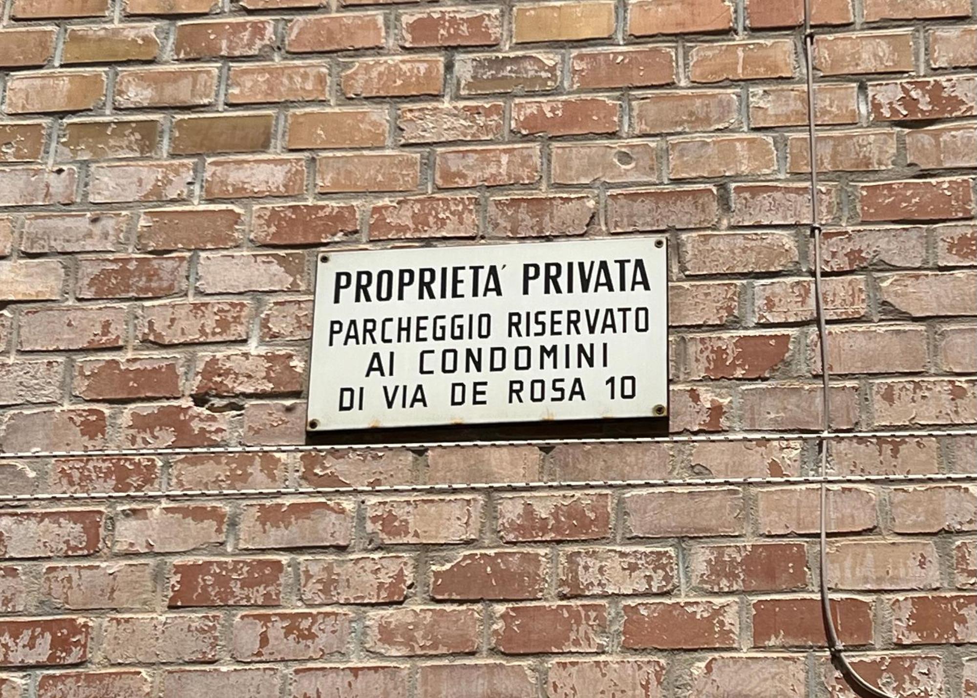 Charming Apartment Near Saragozza Bologna Luaran gambar