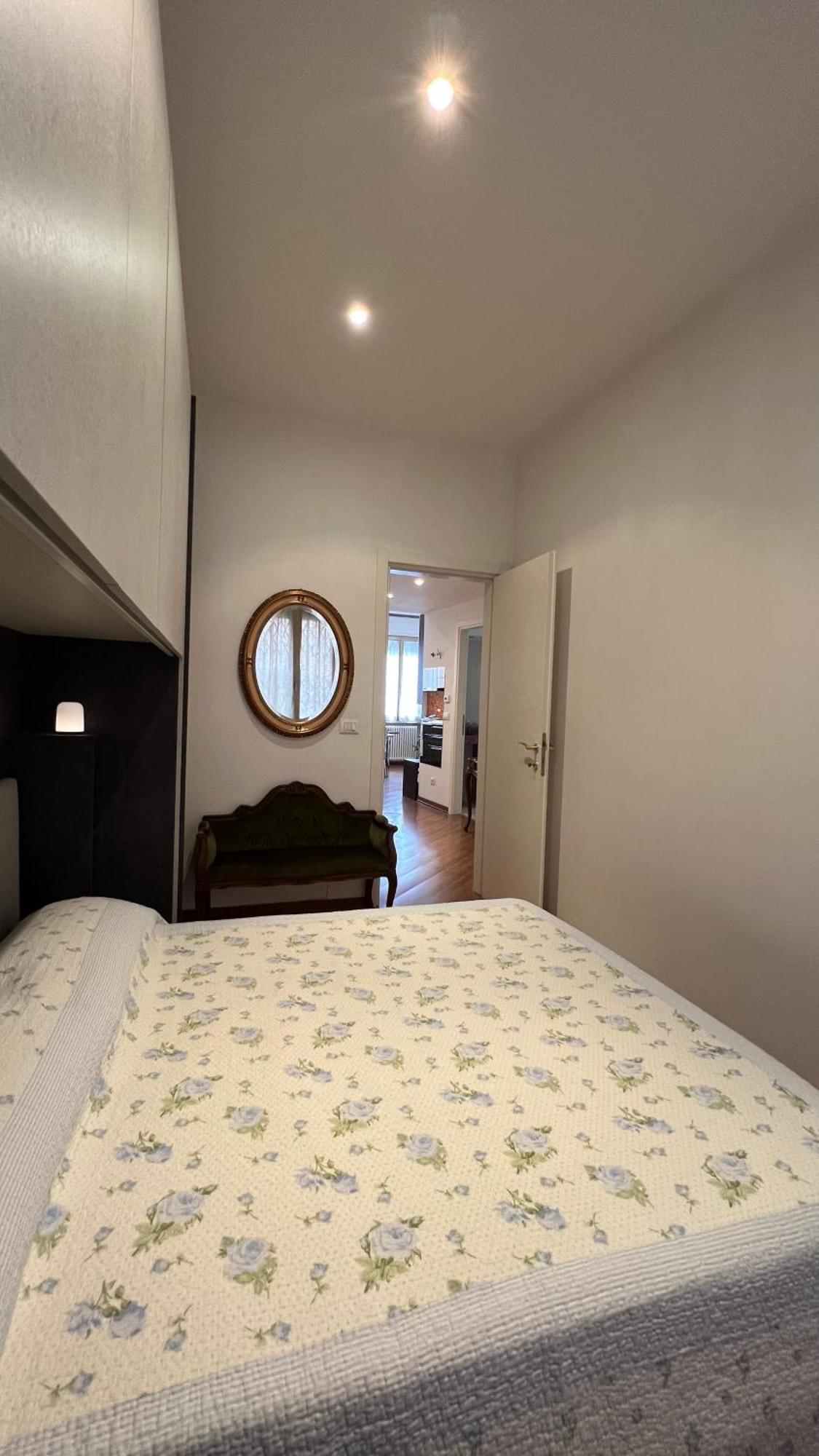 Charming Apartment Near Saragozza Bologna Luaran gambar