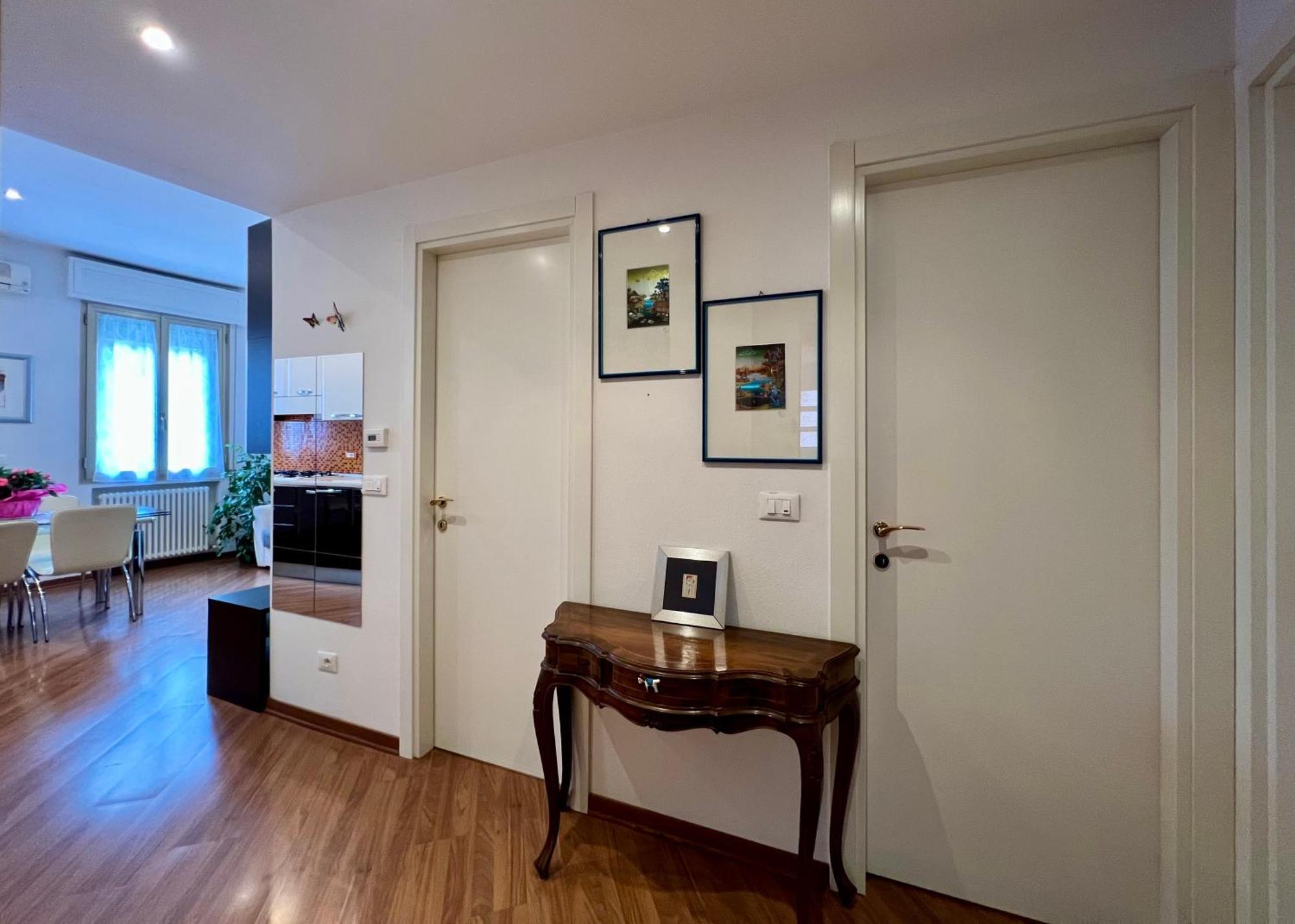 Charming Apartment Near Saragozza Bologna Luaran gambar