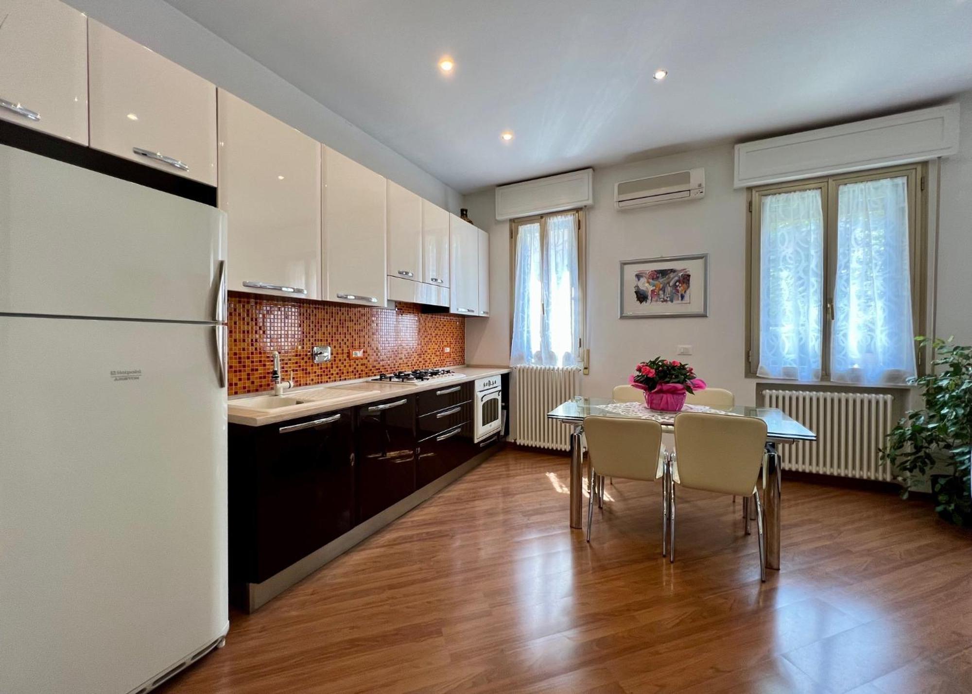 Charming Apartment Near Saragozza Bologna Luaran gambar